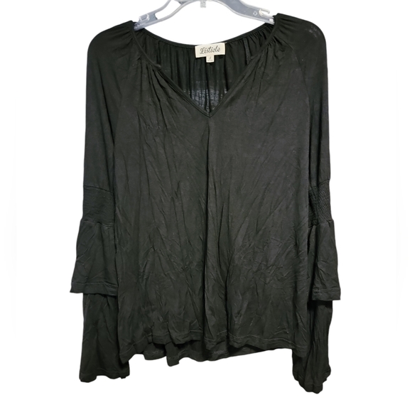 Listicle size small black v neck layered sleeves - Picture 1 of 8